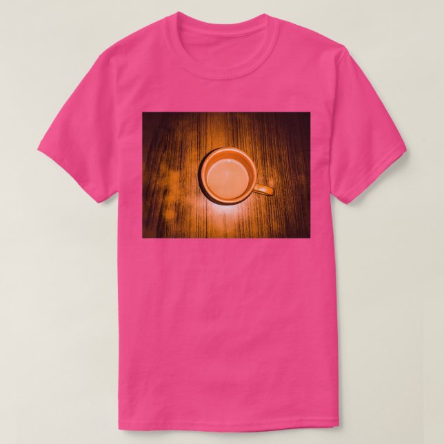 A kopp i hett te t shirt (Design framsida)