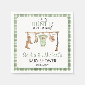 A Little Hunter Is On The Way Baby Shower Party Pappersservett