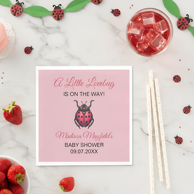 A Little Love Bug Is On The Way Ladybug Pappersservett (Skapare uppladdad)