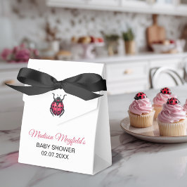 A Little Love Bug Is On The Way Ladybug Presentaskar