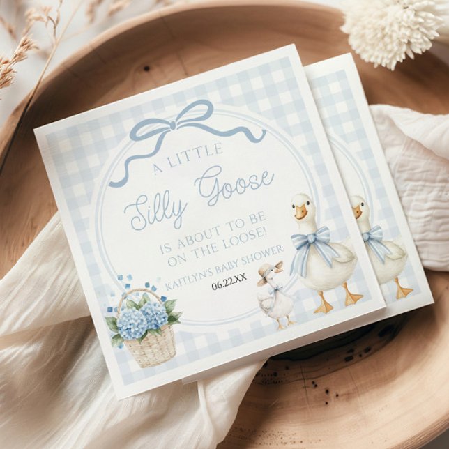 A Little Silly Goose Blue Floral Bow Baby Shower Pappersservett (Skapare uppladdad)