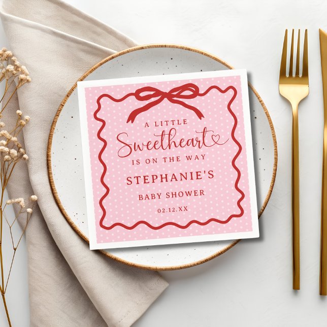 A Little Sweetheart Is On The Way Girl Baby Shower Pappersservett (Skapare uppladdad)