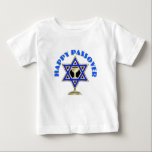 A Lycklig Passover  T Shirt<br><div class="desc">Lycklig Pesach har den judiska stjärnan av David och vin kopp redo för böner och fyra frågor.</div>