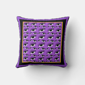 A Million Ögon Cushion Kudde