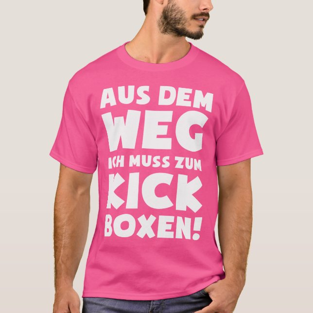 A must-have for Kickboxing funny Kick-Boxer Kickbo T Shirt (Framsida)