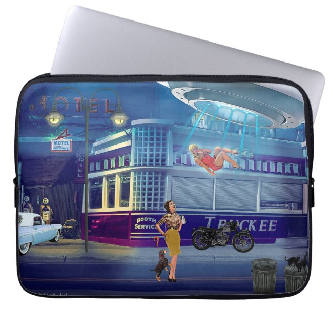 A New Flight Attendant Laptop Fodral (Framsidan)