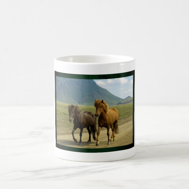 A Pair of Brown Islands Ponies Lanscape Kaffemugg (Center)