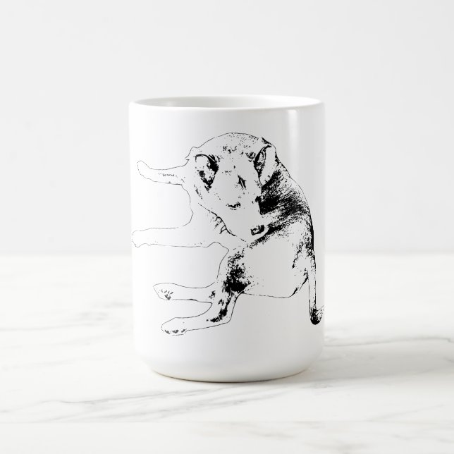 A playful scratch pose brings a light, fun spirit  kaffemugg (Center)