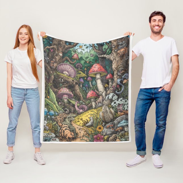 A psychedelic woodland fleece blanket (På plats)