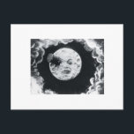 A Resa till Måne 1902 Vykort<br><div class="desc">Voyage dans la Lune, Le/A Resa till Måne (Frankrike, 1902), skärm första science fiction-artikeln, var ett 14-minuters mästerverk skapat av fantasifull regissör och magiker Georges Melies (1861-1938) i sin version av Jules Verne-artikeln. Den tysta filmens komplott, en ljuvad satir som kritiserar det vetenskapliga samfundet i konservativet, inspirerades av Jules Vernes...</div>