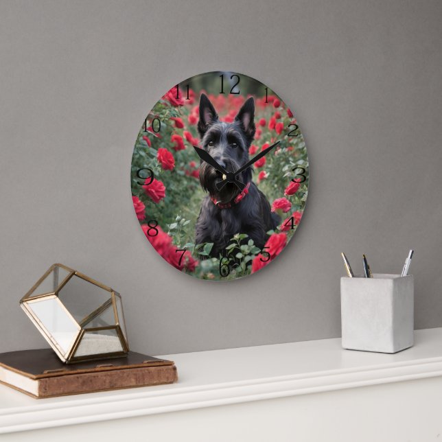 "A Röd ros för Black Scottish Terrier" Stor Klocka (Kontor)