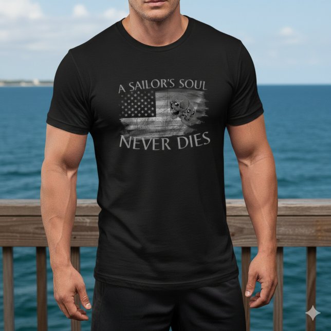 A Sailor's Soul Never Dies American Flag Skull Tee (Skapare uppladdad)