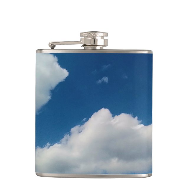 A softness to the clouds fickplunta (Framsidan)