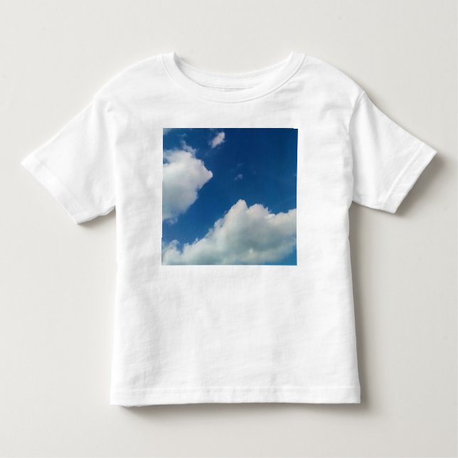 A softness to the clouds t shirt (Framsida)