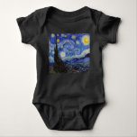 A Starry Night: Saint Remy av Vincent Van Gogh T Shirt<br><div class="desc">År är 1889. Vincent Van Gogh är patient på asyl Saint-Paul-de-Mausole i Saint-Rémy-de-Provence, Frankrike. Han lider av mental sjukdom, och hans läkare har rekommenderat honom att stanna inomhus och undvika att måla. Men Van Gogh kan inte motstå uppmaningen att skapa, och han tillbringar sina dagar med att måla landskapen och...</div>