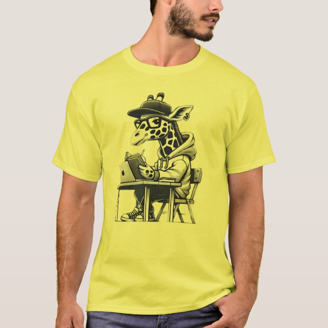 A studious giraffe2 t shirt (Framsida)