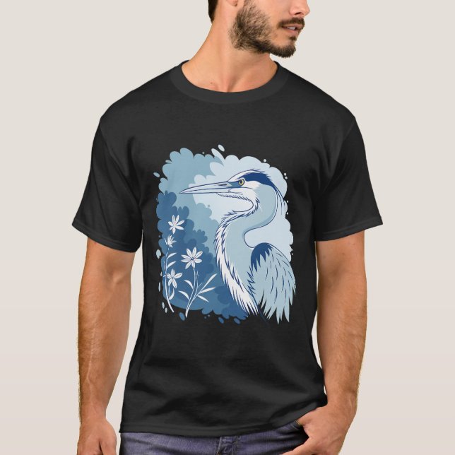 A Stunning Blue Heron Portrait T Shirt (Framsida)