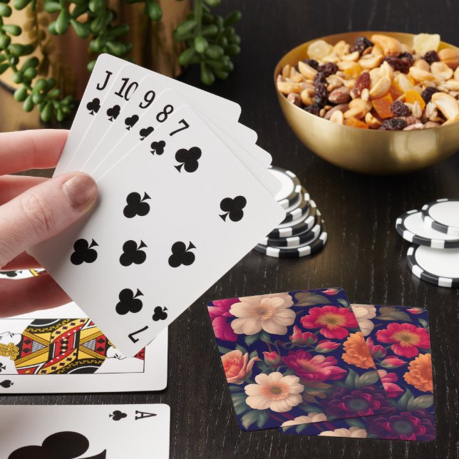 A tapet med ett blommönster casinokort (På plats)