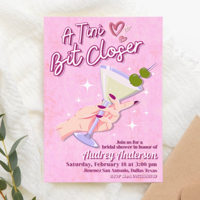 A Tini Bit Closer Martini Möhippa Inbjudningar (A Tini Bit Closer Martini Bridal Shower Invitation)