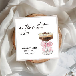 A Tini Bit Older Chic Martini Födelsedagsfest Pappersservett