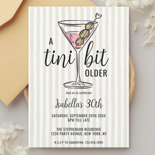 A Tini Bit Older Grönt Martini Birthday Inbjudningar (Skapare uppladdad)