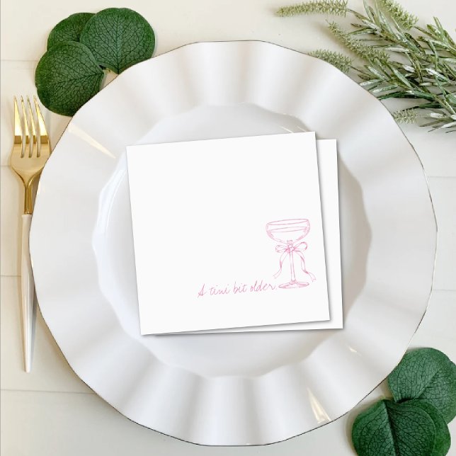 A tini bit older, Martini glass, Birthday, pink Pappersservett (Skapare uppladdad)