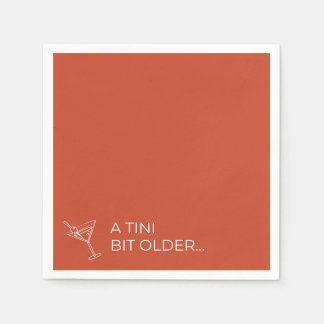 A TINI BIT OLDER PAPPERSSERVETT