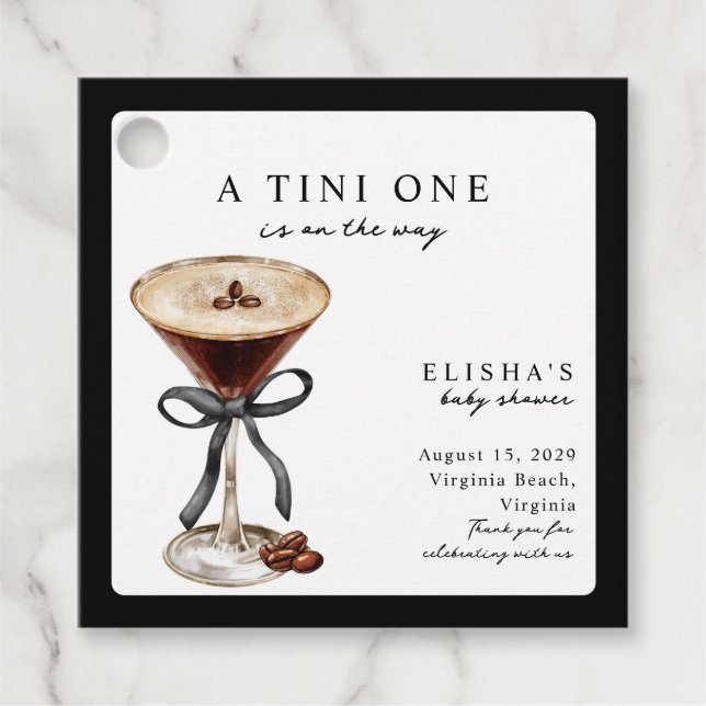 A Tini One Is on the Way Baby Shower  Gåvor Etiketter (Framsida)