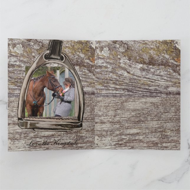 a view through a stirrup  kort (Inuti)