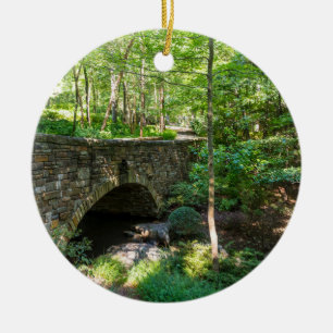 A Woodlands Walkway Bridge Julgransprydnad Keramik