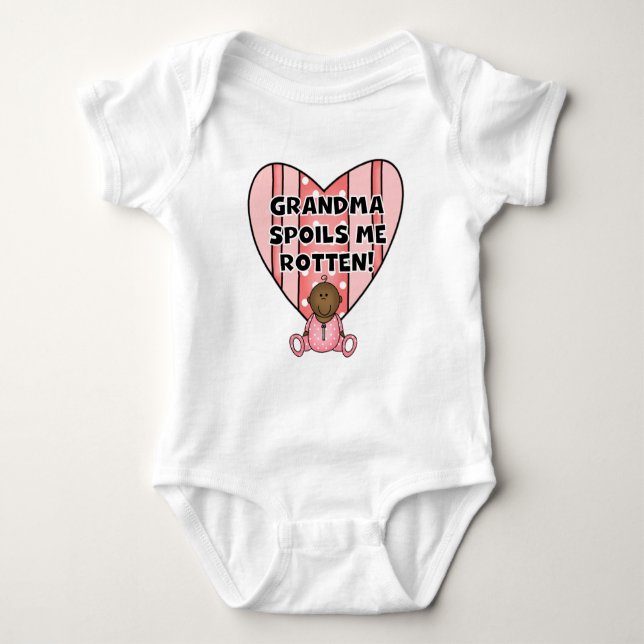 AA Girl Grandma Spoils Me Tshirts and Gifts (Framsida)