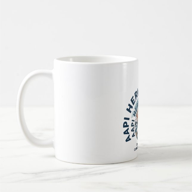 AAPI-ärvsmånad 2026 Kraft i enhet Grafik T- Kaffemugg (Vänster)