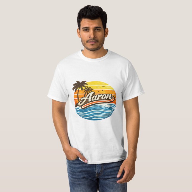 Aaron Retro Solnedgång Namn Design T Shirt (Hel framsida)