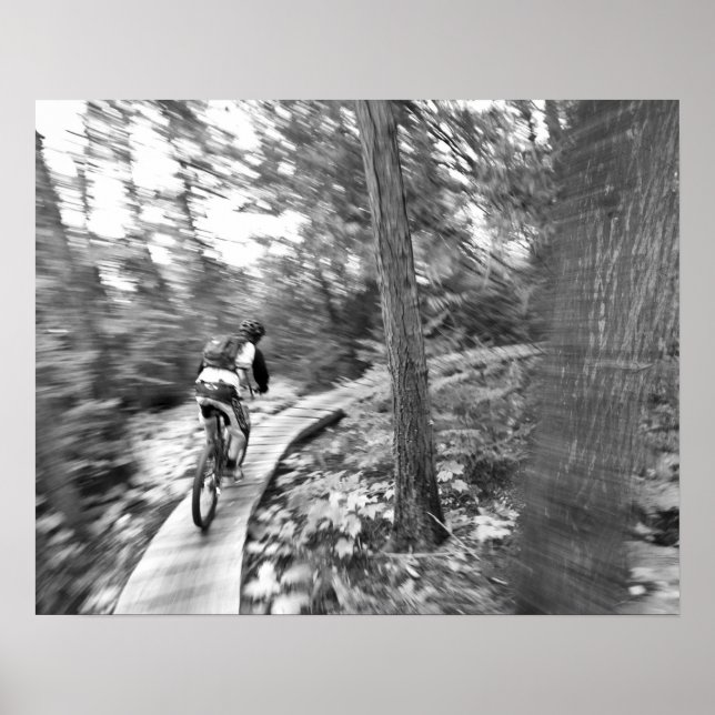 Aaron Rodgers mountainbikeåkning på trappan till Poster (Framsidan)