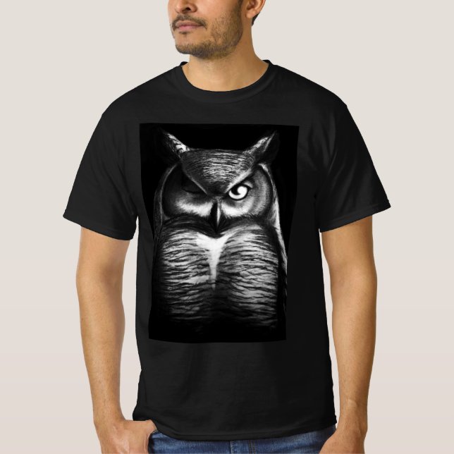 Aart Underbar Horned Uggla T Shirt (Framsida)