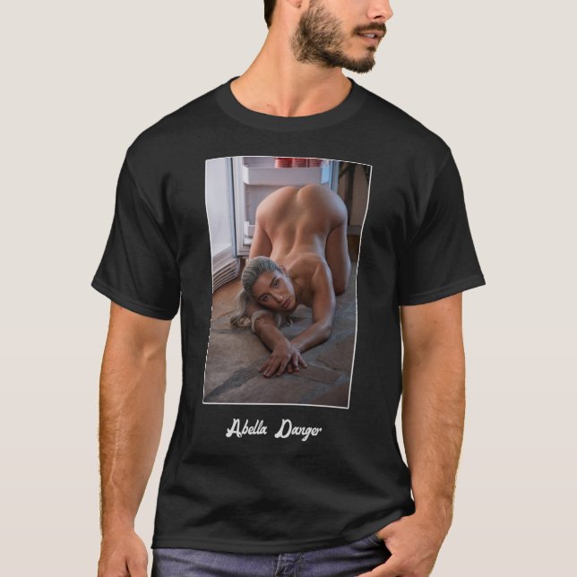 Abella Danger Fläkt Art &amp; Merch Essential T-Sh T Shirt (Framsida)