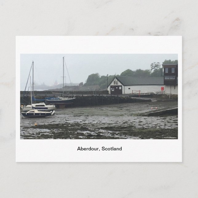 Aberdour - Boats framför Harbour byggnad Vykort (Framsida)