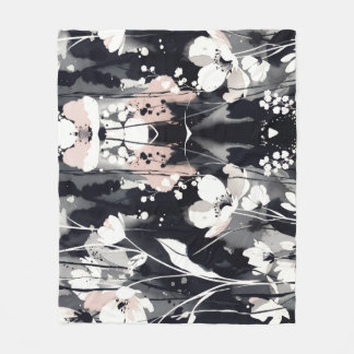 Abstract Blossoms — Monochrome Blush Chic Fleecefilt