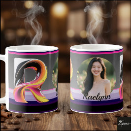Abstract Fluid Letter R Neon Feather Kaffemugg