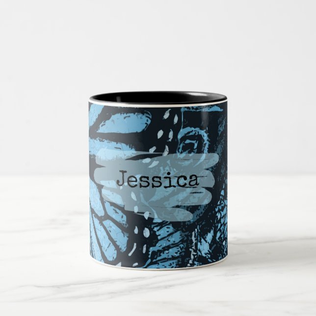 Abstract Grunge Blue Butterfly Art Personalised Två-Tonad Mugg (Center)