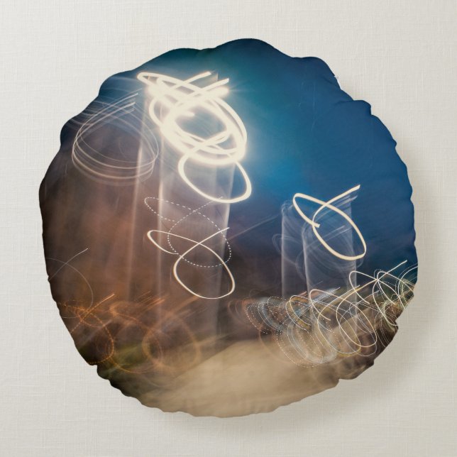 Abstract Intentional Camera Movement Night Light T Rund Kudde (Baksidan)