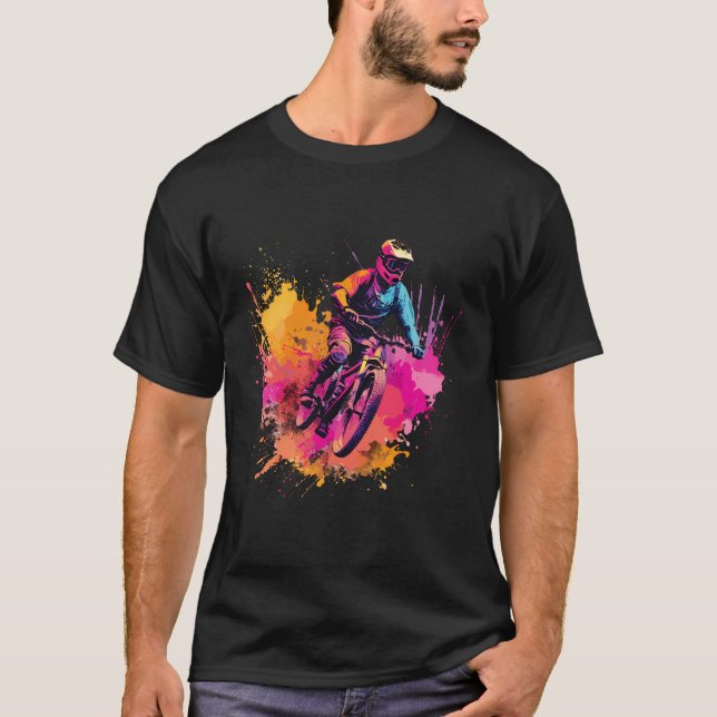 Abstrakt av montär Biker, färgstark design T Shirt (Framsida)