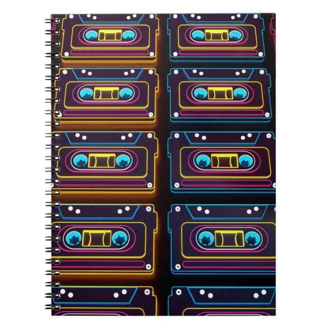 Abstrakt Cassette-band - ny retromusik av backgro Anteckningsbok (Framsidan)