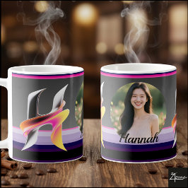 Abstrakt Flytande Bokstav H Metallisk Neon Kaffemugg