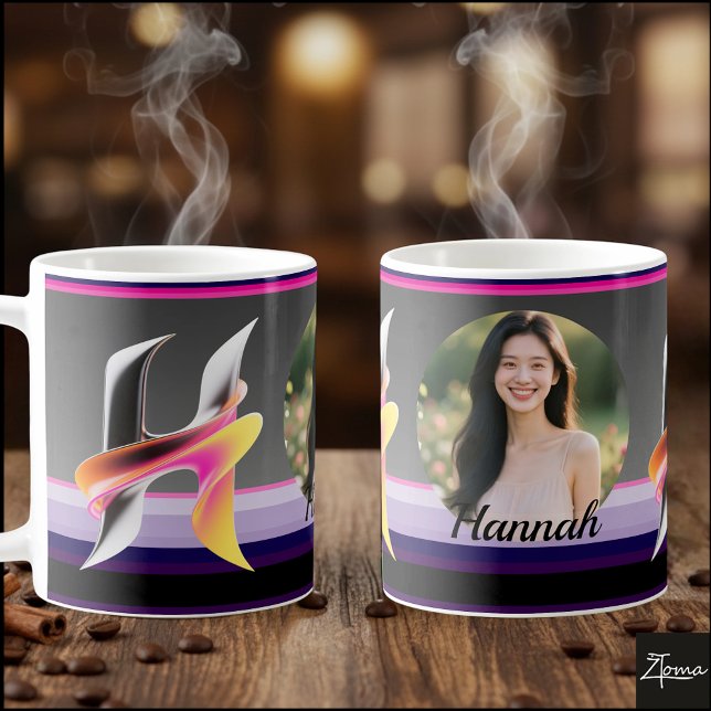 Abstrakt Flytande Bokstav H Metallisk Neon Kaffemugg (This is a sample design. There are several models to choose from, with the name and color changed.
)