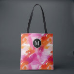 Abstrakt för Rosa av vattenfärgsOrange i Monogram Tygkasse<br><div class="desc">Monogram Watercolor Rosa Orange Abstrakt Tote Bag är perfekten blandning av stil och praktisk användning. Med en sjudande vattenfärgskonstruktion i rosa och orange, lägger den här artikeln till ett klick av färg i alla utrustningar. Monogrammet tillför en personlig beröring och skapar det unikt ditt. Med rymliga fack är den här...</div>