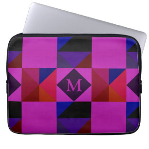 Abstrakt geometrisk mönster i magenta med monogram laptop fodral