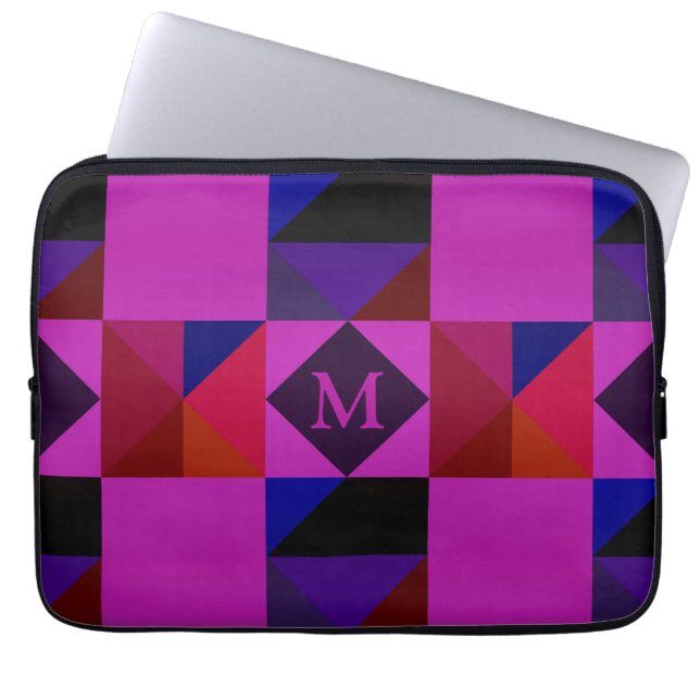 Abstrakt geometrisk mönster i magenta med monogram laptop fodral (Framsidan)