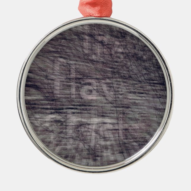 Abstrakt Ghost-tecken på Brick Byggnad Julgransprydnad Metall (Framsidan)