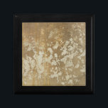 Abstrakt Guld-målning med Silver Speckles Smyckeskrin<br><div class="desc">Megan Meagher skapat den här abstrakten guld-målningen som innehåller silver-spekkler. Just i contemporary biet bör konstens älskare lägga till detta biet i sin insamling av ASAP!</div>